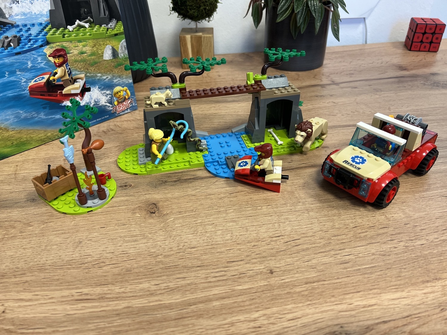 Tierrettungs-Geländewagen zwei Löwen Der LEGO City 60301: mit